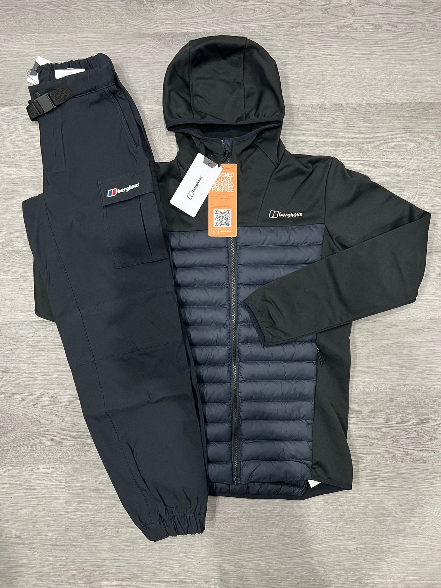 BERGHAUS - TRACKSUIT SET ZIP UP JACKET / CARGO BOTTOMS