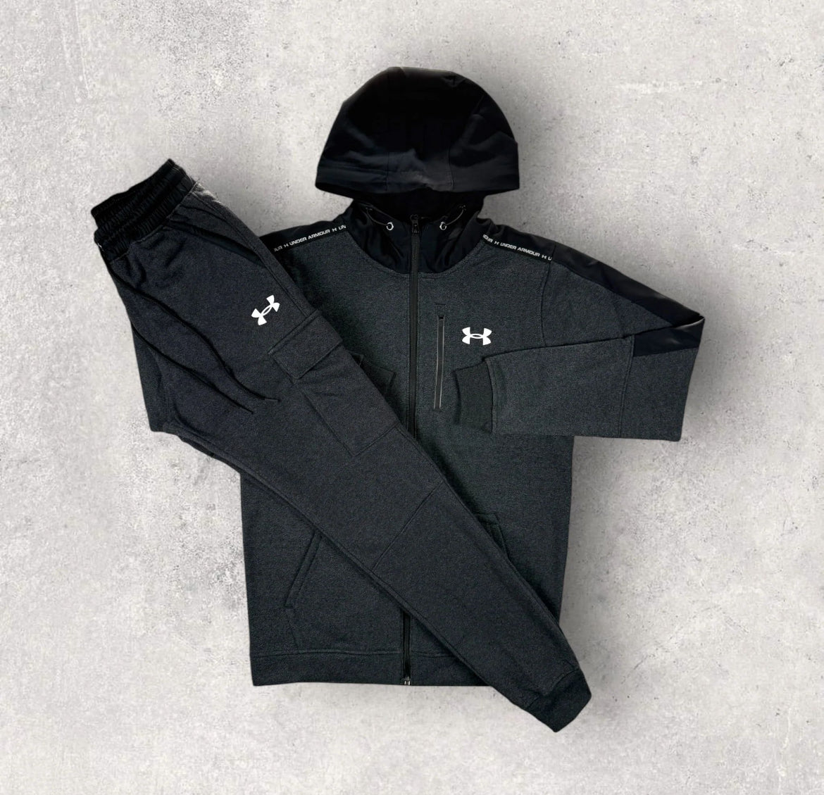 UNDER ARMOUR - THREADBONE TRACKSUIT SET