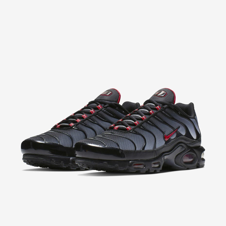 NIKE AIR MAX PLUS TN GRADIENT RED